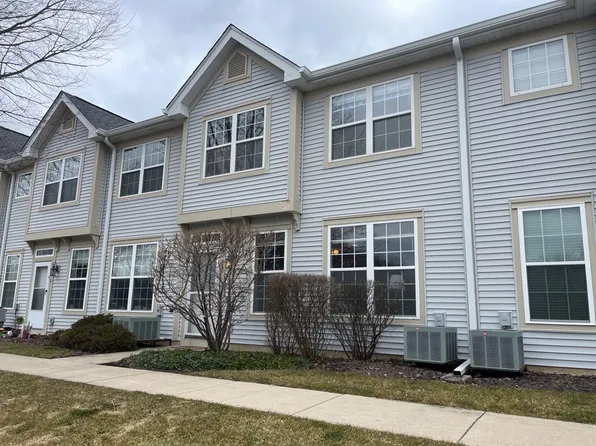 715 Morris Ct #715, McHenry, IL 60051