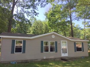 633 Rosemary St, Gaylord, MI 49735