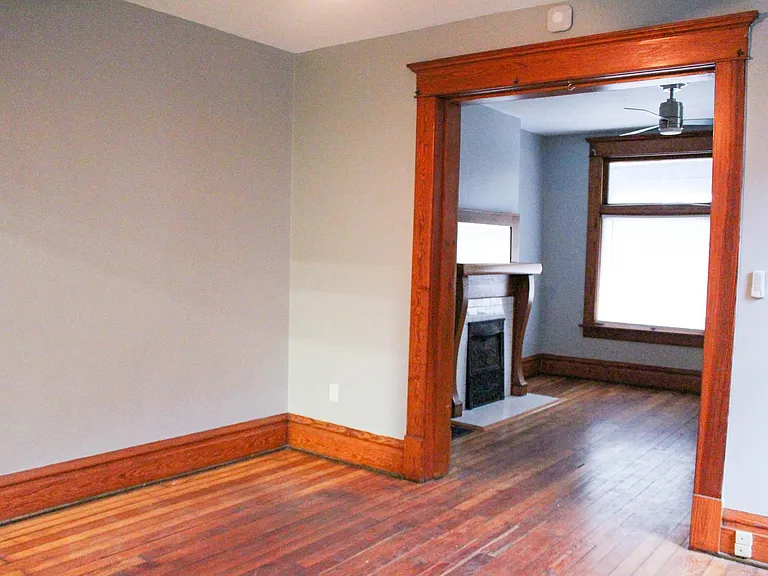 532 Elsmere St — Photo 10