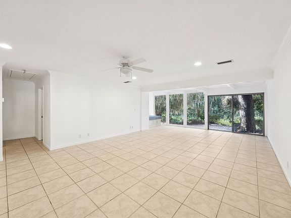 5th image of 3207 Sea Marsh Rd