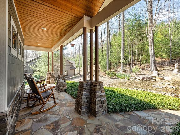 4th image of 72 Dusky Ct