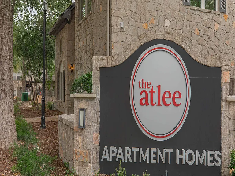 Atlee — Photo 12