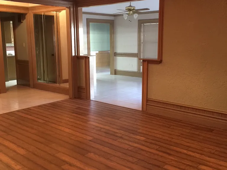 121 E Kiwi St — Photo 3