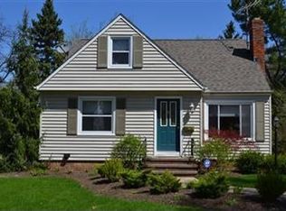 10124 Keswick Dr, Parma Heights, OH 44130