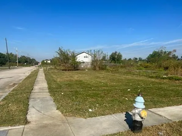 2200 Tricou St, New Orleans, LA 70117