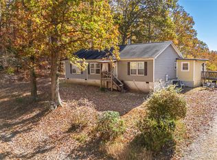 40 Legacy Ln, Saluda, NC 28773