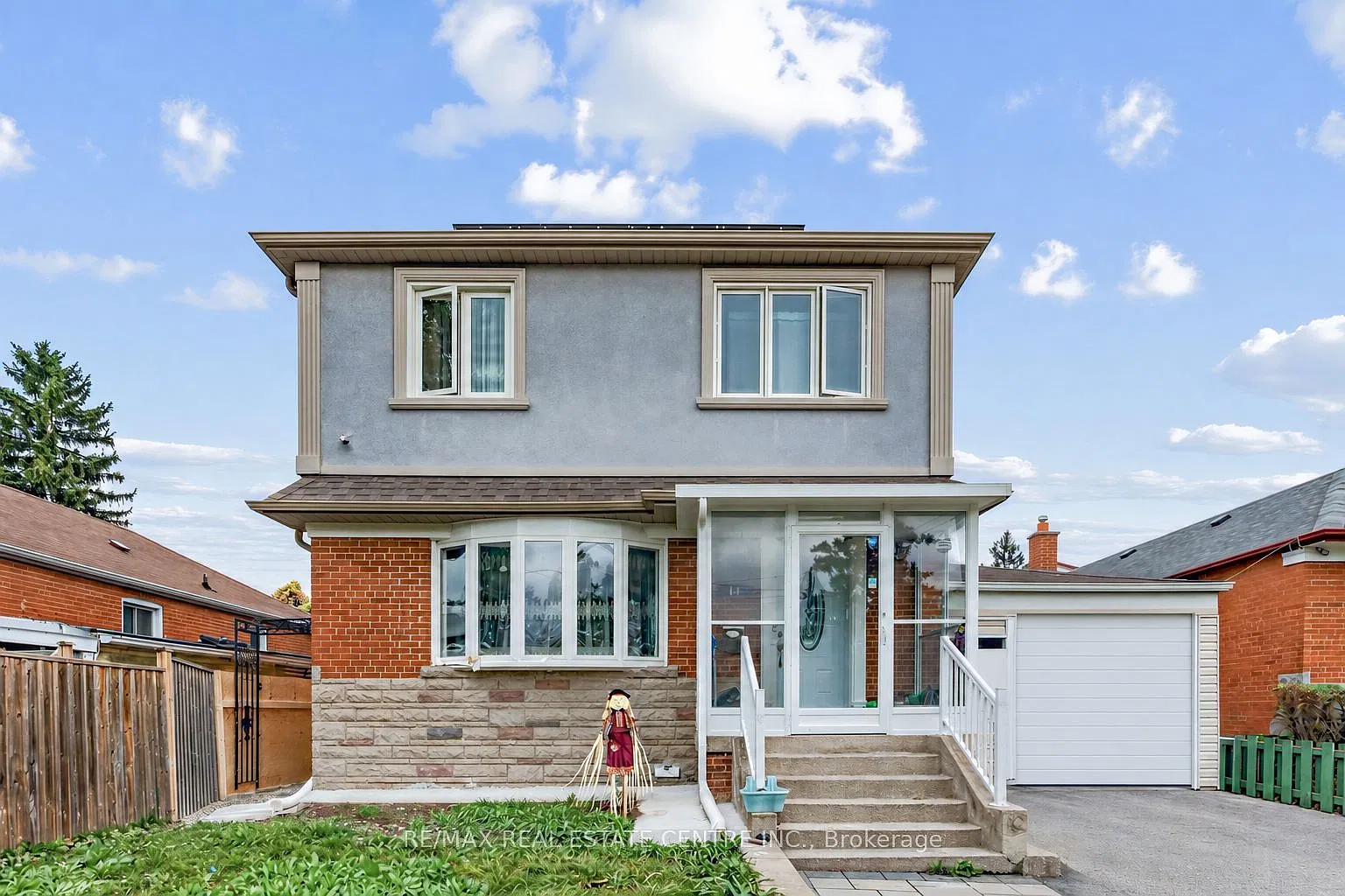 3 bed, $2,200 — Photo 2