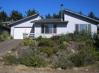 2109 NW Viewridge Dr, Waldport, OR 97394