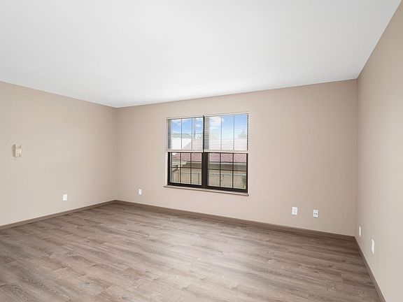 3rd image of 4269 Bates St #1079