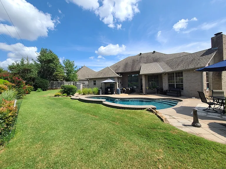 413 Hamptonridge Rd — Photo 41