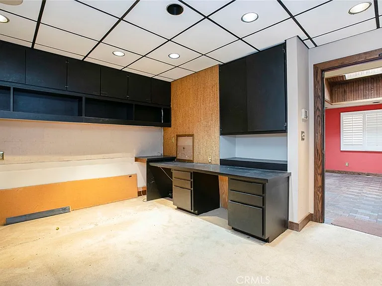 208 S Louise St — Photo 15