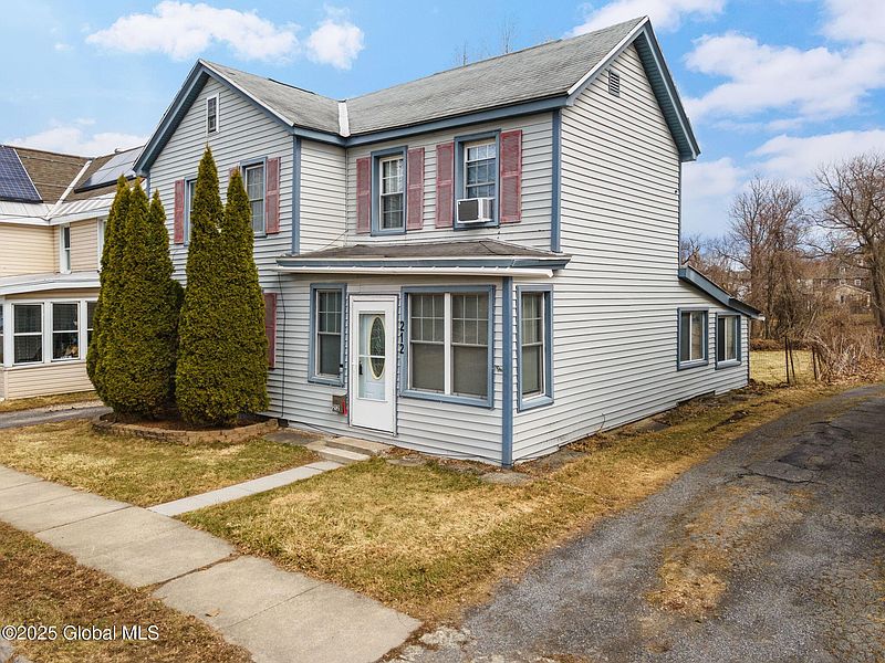 2nd image of 212 Meadow Street