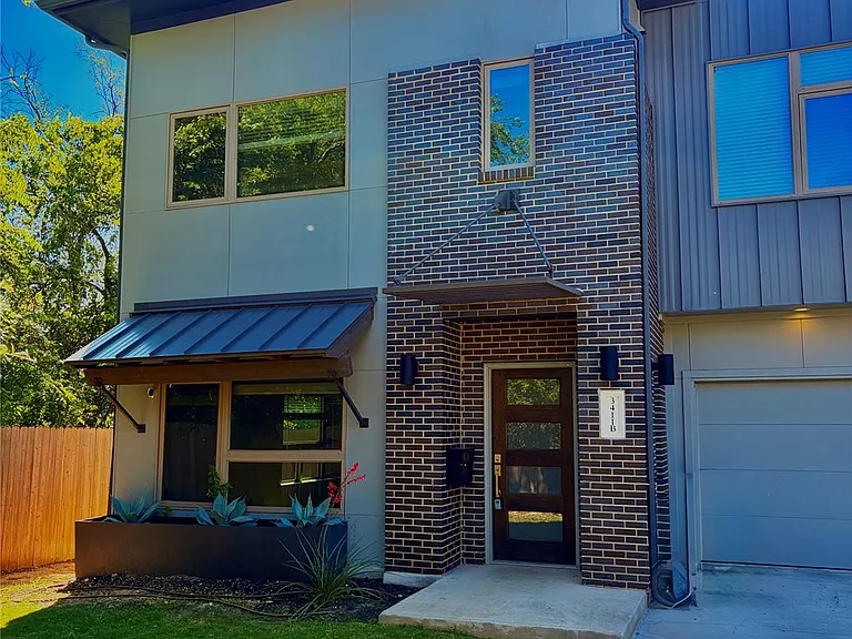 3411 Willow Springs Rd #B — Photo 1