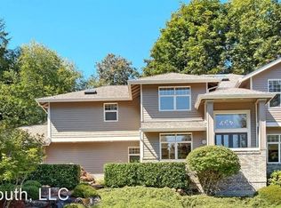 17525 190th Ave SE, Renton, WA 98058