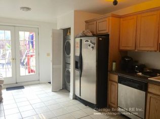 3528 N Ashland Ave, Chicago, IL 60657