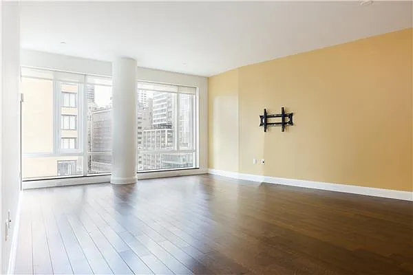 Rented by (Legacy) Elegran | media 1