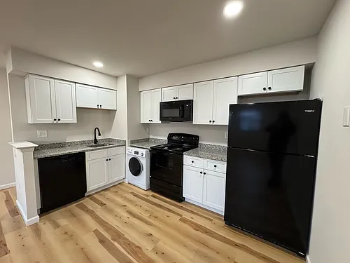 Floor plan 1BR Deluxe