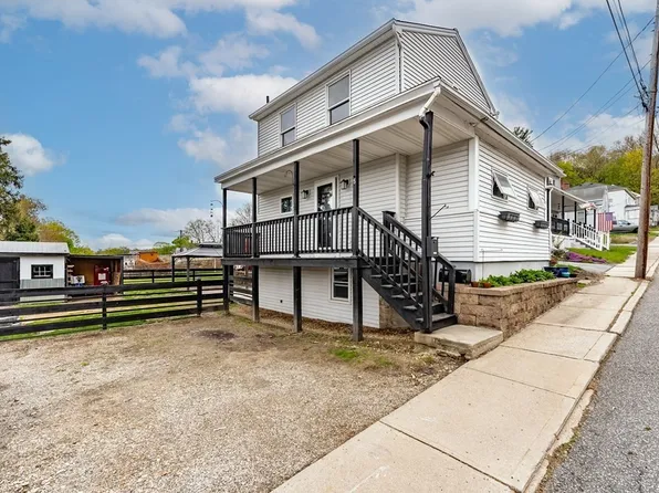 5 Anderson St, Three Rivers, MA 01080