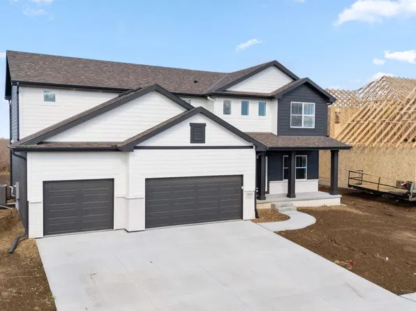 20810 Vernon Ave, Elkhorn, NE 68022
