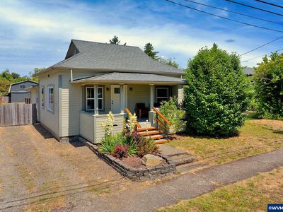 157 E Elmore St, Lebanon, OR, 97355