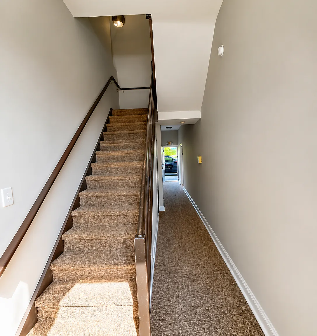 1 bed, 850 sqft, $1,600 — Photo 4
