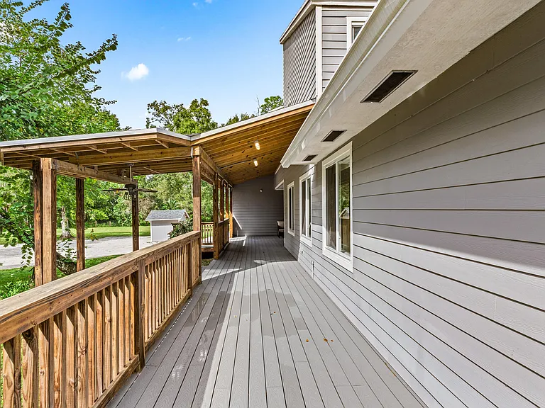 12151 Old Indiantown Rd — Photo 12