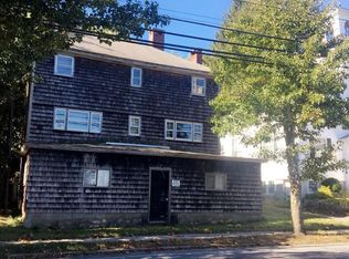 9 Main St, Mendon, MA 01756