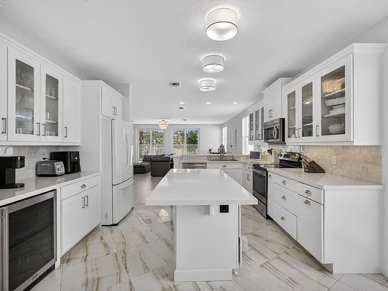 2114 Chagall Cir — Photo 18
