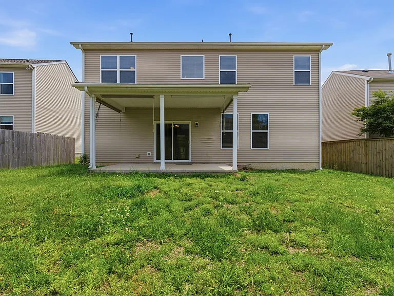 1672 Stonewater Dr — Photo 33