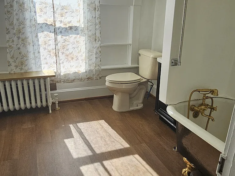717 Cambria St — Photo 11