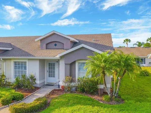 1215 Barefoot Bay Dr, Orlando, FL 32824