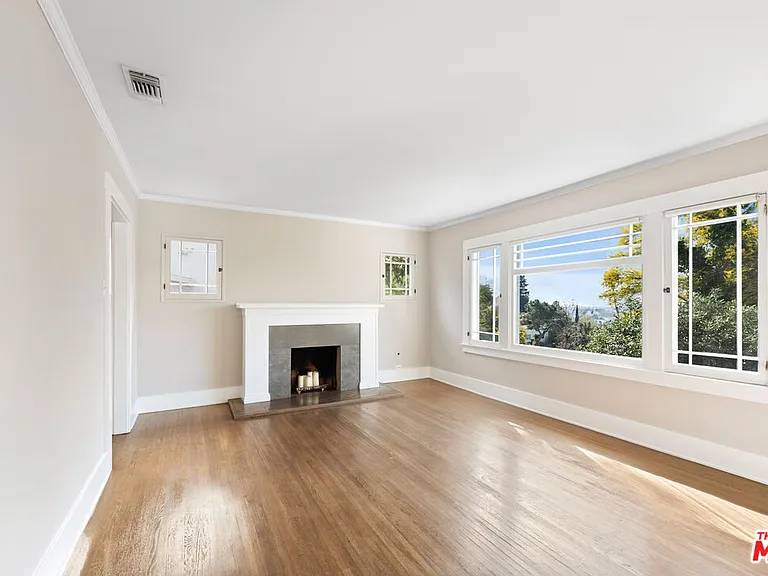 1843 Lucile Ave — Photo 10