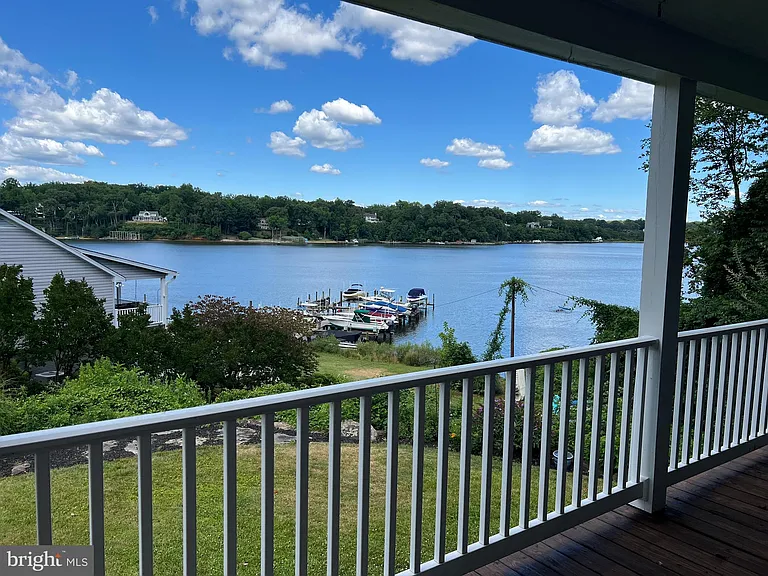 504 Walnut Dr — Photo 26