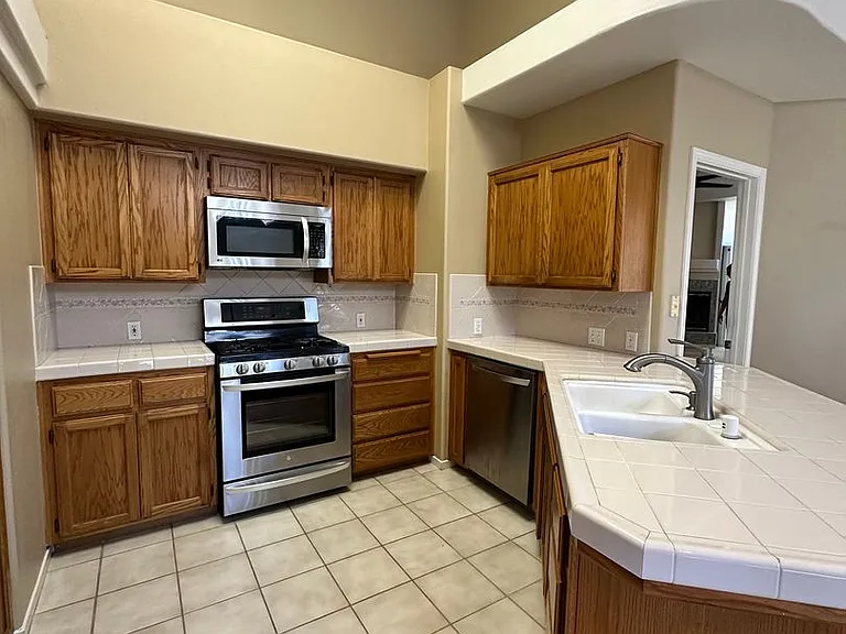 1523 E Monte Vista Ct — Photo 13