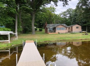 271 E Piney Rd, Manistee, MI 49660