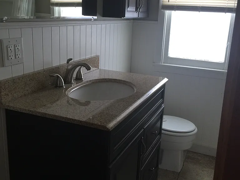 100 Southview Ter — Photo 4