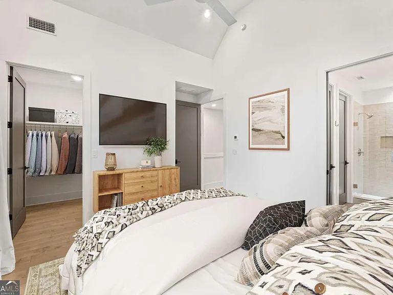510 Heatherden Ave #E202-C — Photo 16