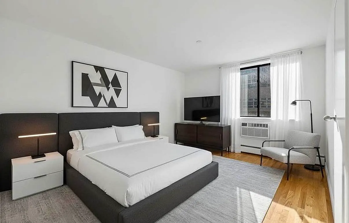 394 East 8th Street — Photo 1