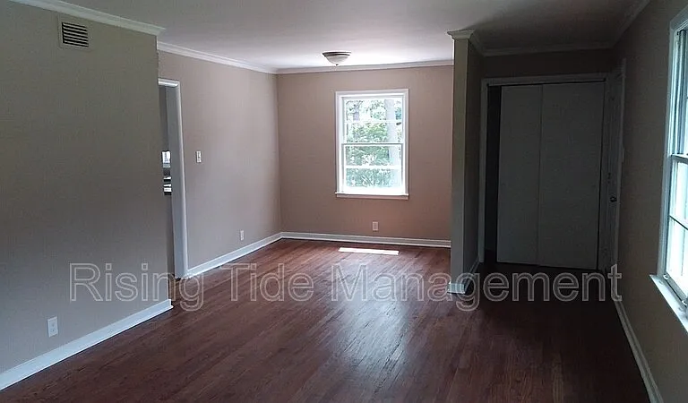 7001 Rowan Rd — Photo 5