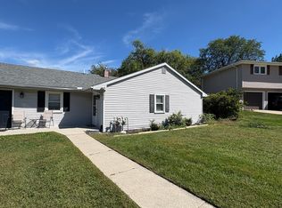 5902 Little Turtle Trl, Waterville, OH 43566