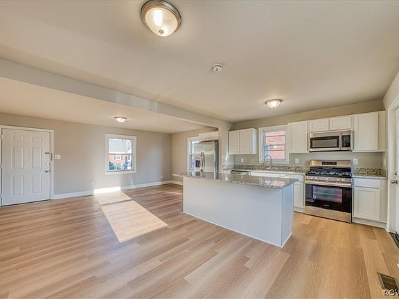4th image of 1510 Presson Blvd