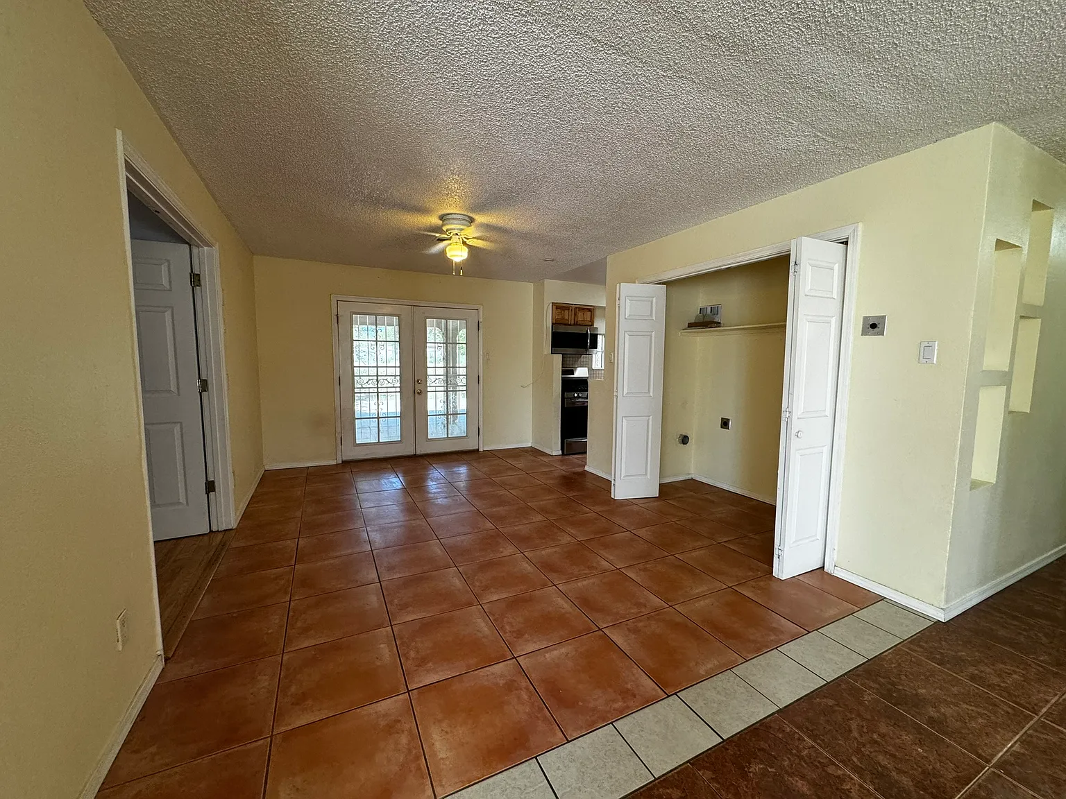 4813 West Glen Drive Southwest - 1 — Photo 4