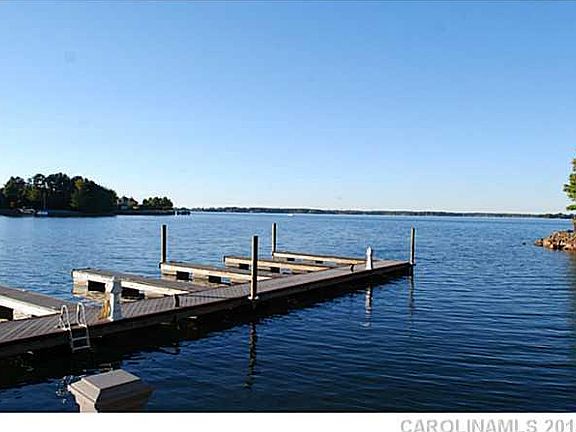 4th image of LOT 32 Pointe Regatta Dr Lot 32