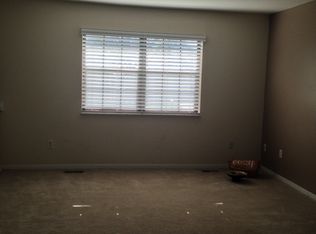1415 McKelvey Rd, Maryland Heights, MO 63043
