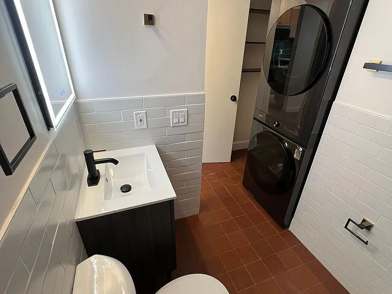 5214 Stacy St — Photo 13