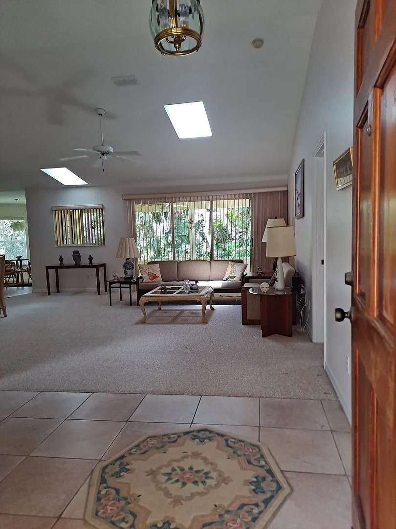 Beachside Nsb Furnished Rental Available Monthly! — Photo 3