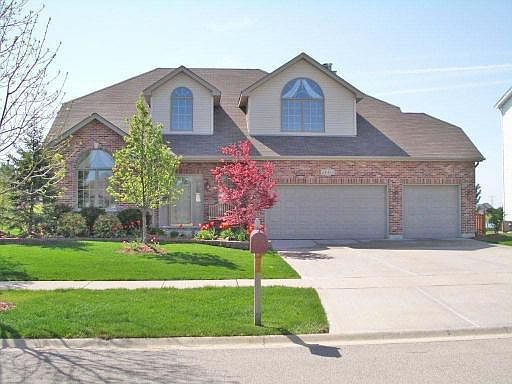 1st image of 24453 Brooklands Ln