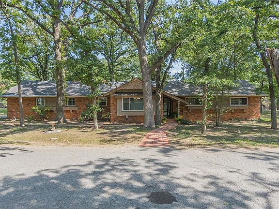 2nd image of 1300 N Anita Pl