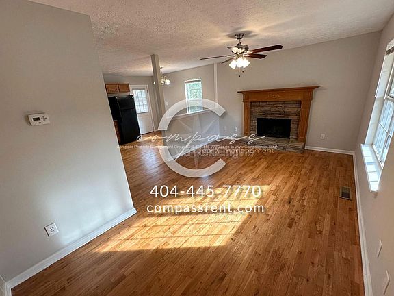 2nd image of 484 Rustin Dr