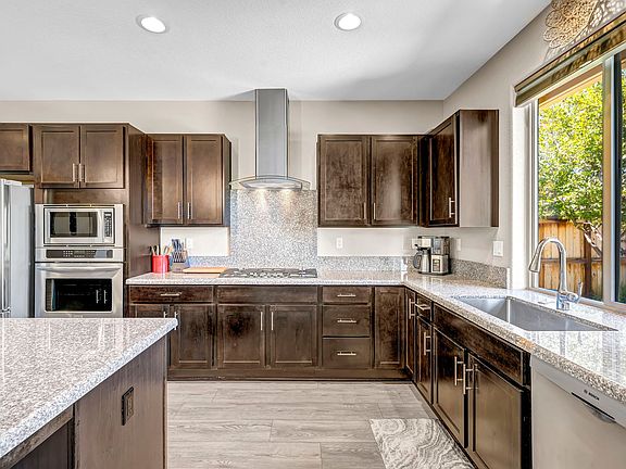 3rd image of 2722 Mylonite Dr
